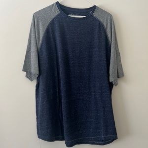 XL Blue/grey T-shirt